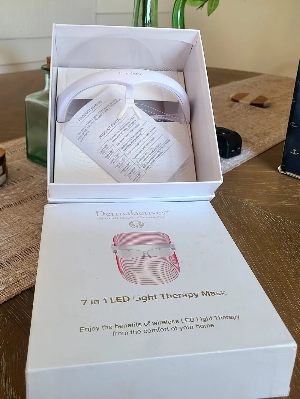 Dermalactives 7-in-1 LED Light Therapy Face Mask Wireless Skincare Device
